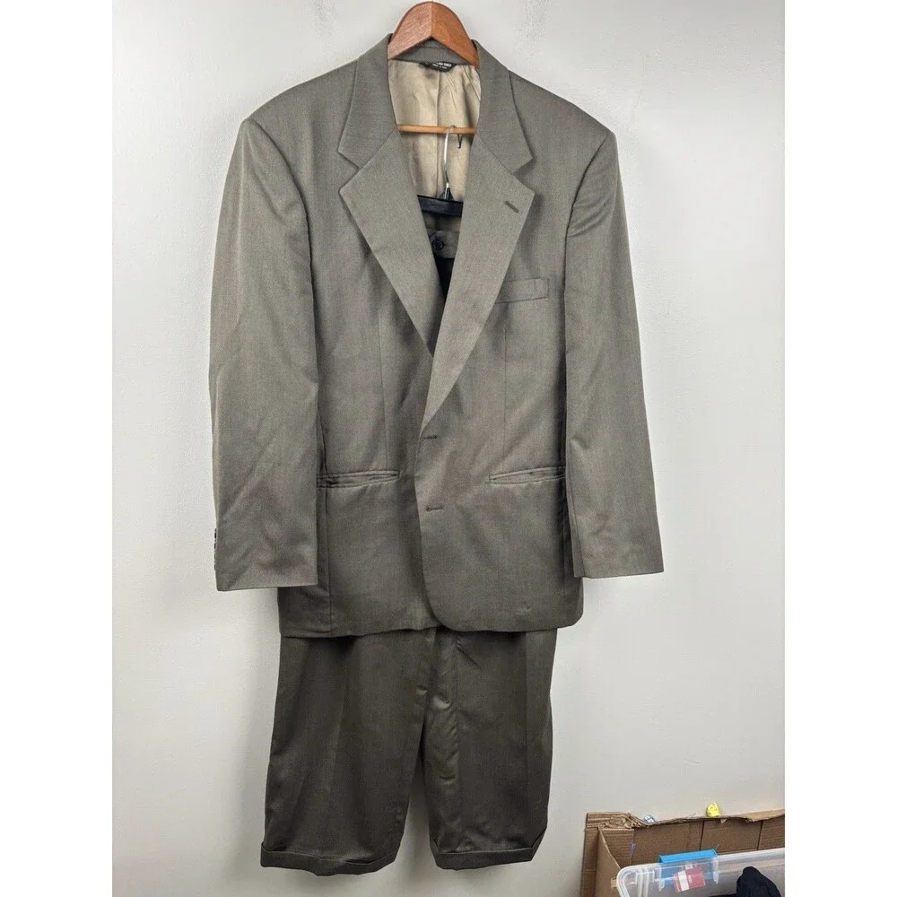 Vintage Bill Blass Men’s Suit 44L Taupe Gray 100% Wool USA 80s 90s Power Suit